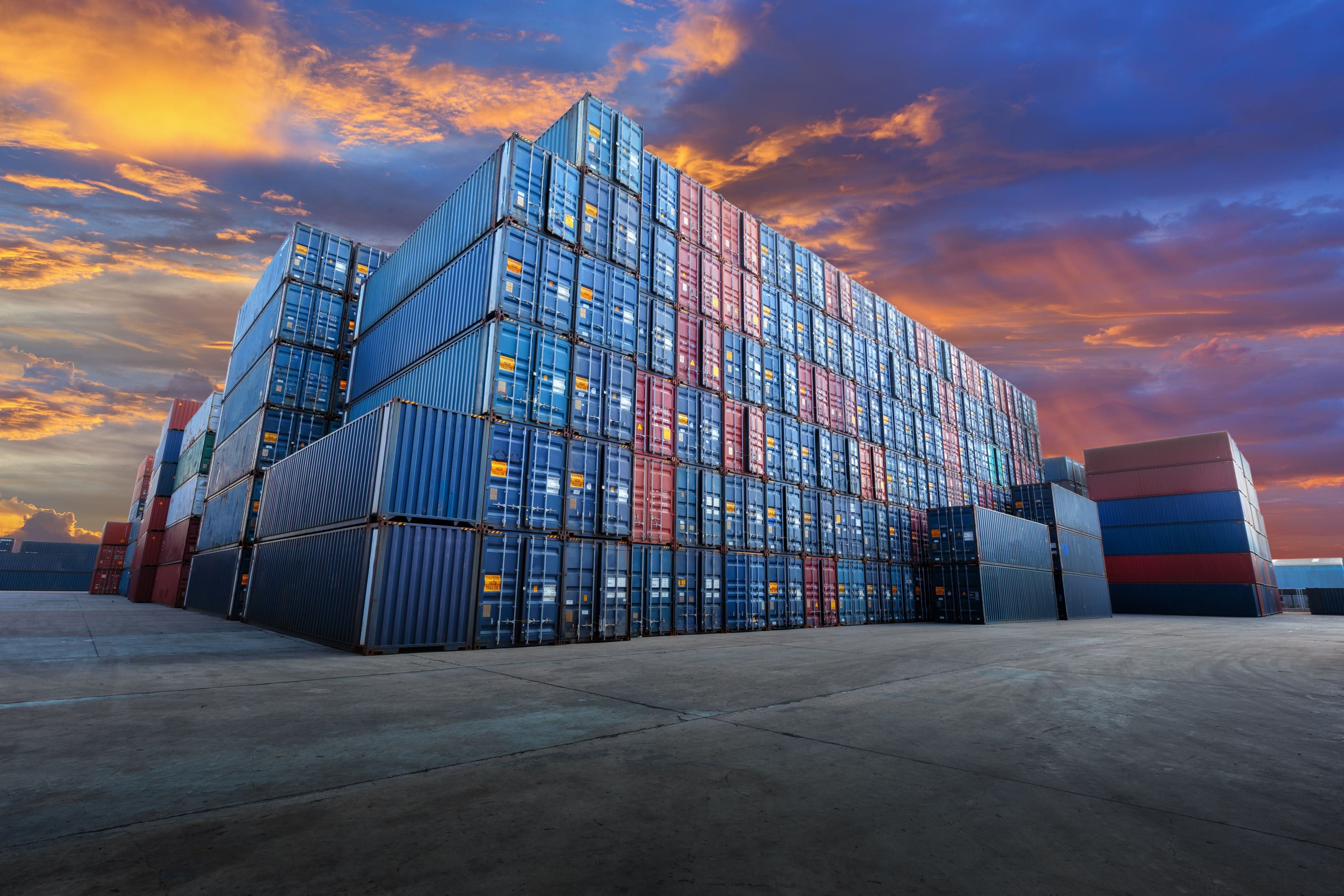 Long Weekend - Container Surcharge Long Weekend - Container Surcharge